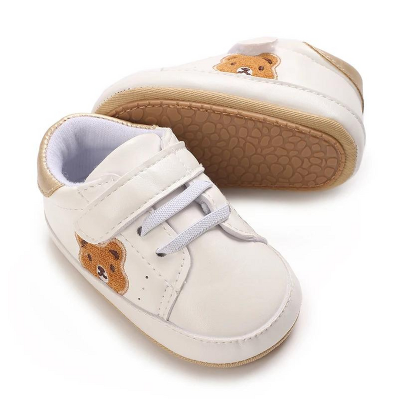 Tênis Esportivos Ursinho para Bebês – Moda Infantil com Aplique de Ursinho, Antiderrapante (0 a 18 meses) Loja de Calçados para Bebês Universo dos Pequenos